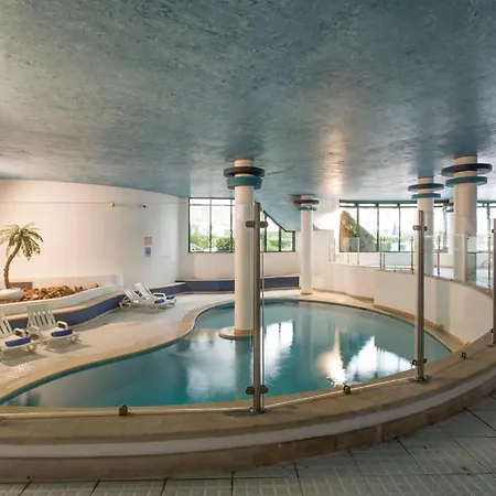 Amazing 2 Bedroom In 3*