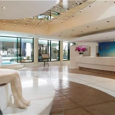 Διαμέρισμα Amazing 2 Bedroom In Αλμπουφέιρα